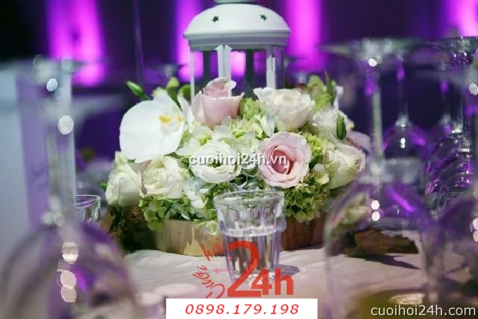 Dịch vụ cưới hỏi 24h trọn vẹn ngày vui chuyên trang trí nhà đám cưới hỏi và nhà hàng tiệc cưới | Bó hoa hồng 1